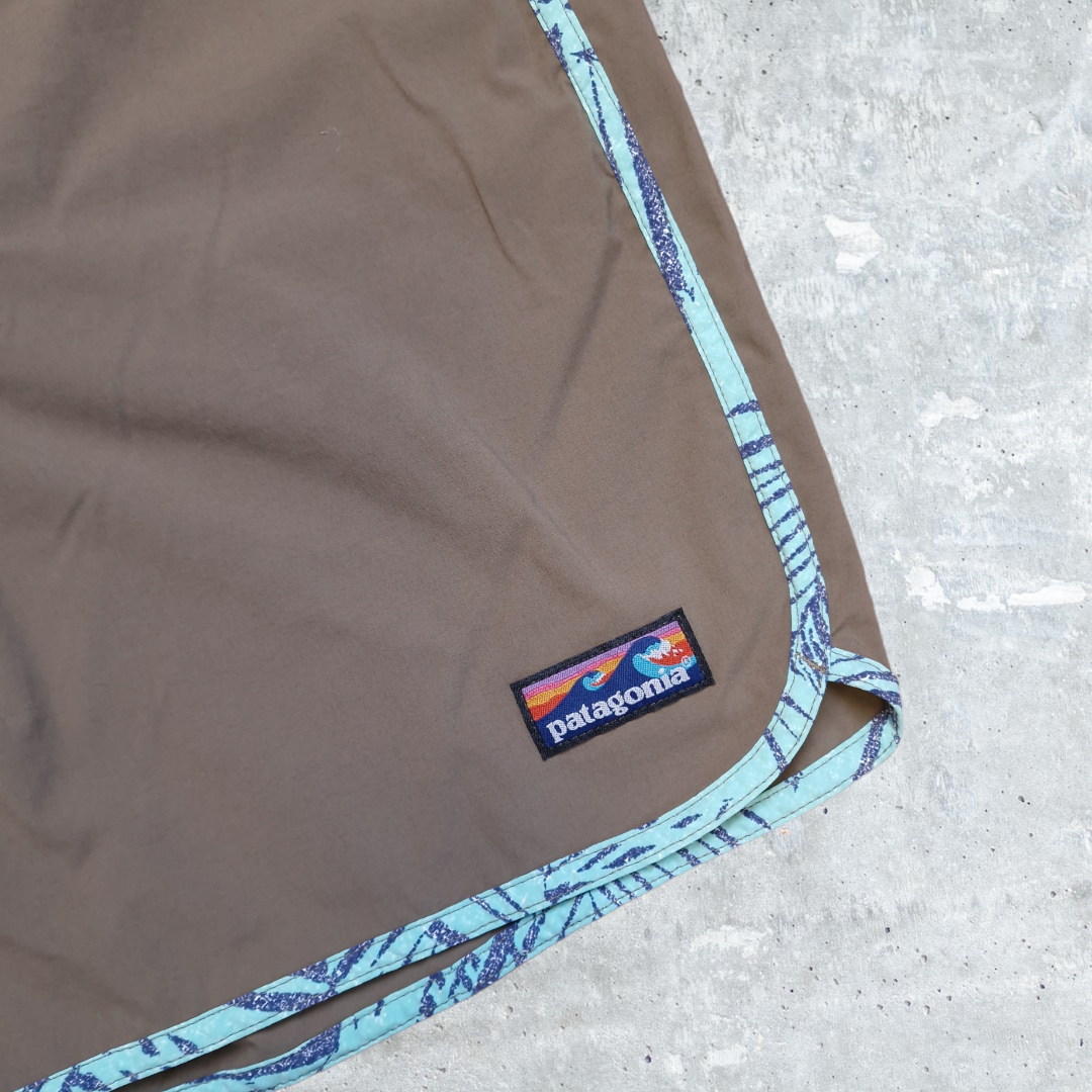 Patagonia board shorts in grey/blue - W32"