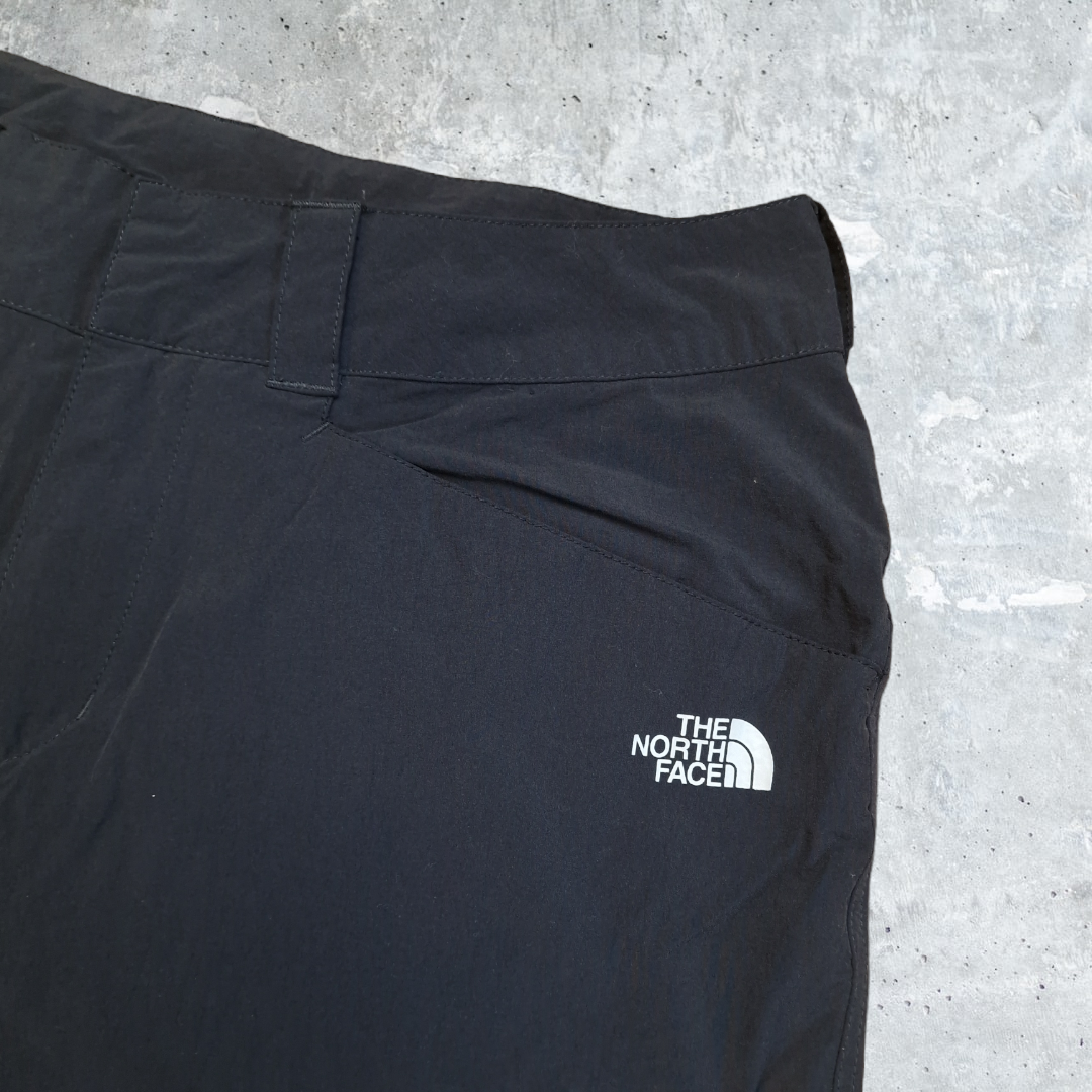 The North Face shorts in black - women's UK1 0