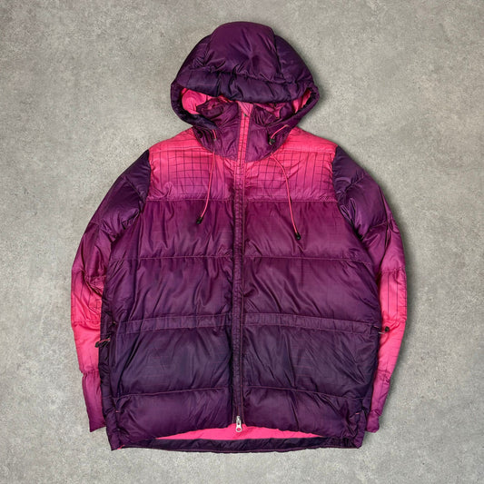 Vintage Nike ACG puffer jacket in pink purple gradient - women's medium