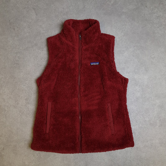Patagonia fluffy gilet in Burgundy - women's large