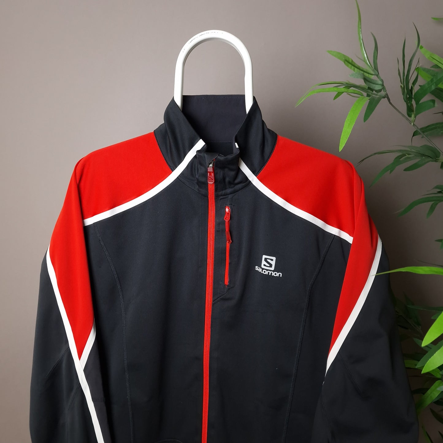 Salomon clima wind running cycling jacket in black and red - large
