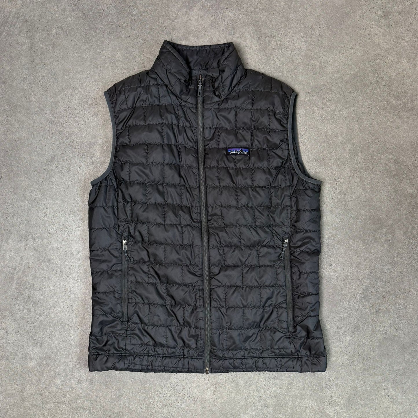 Patagonia nano puff gilet vest body warmer in dark grey - medium