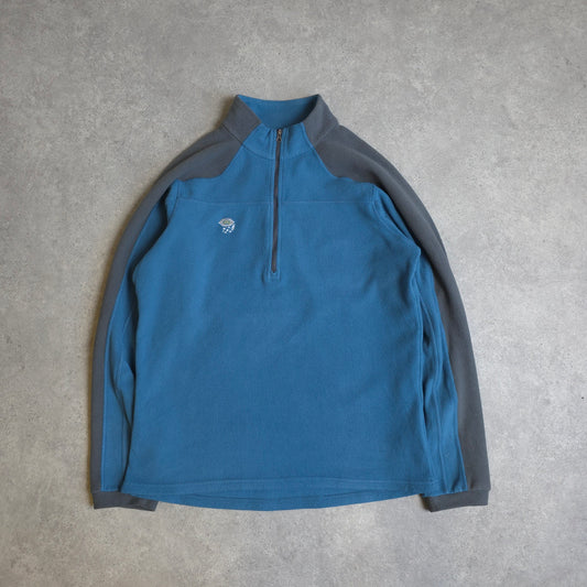 Mountain Hardwear 1/4 zip fleece in blue - medium