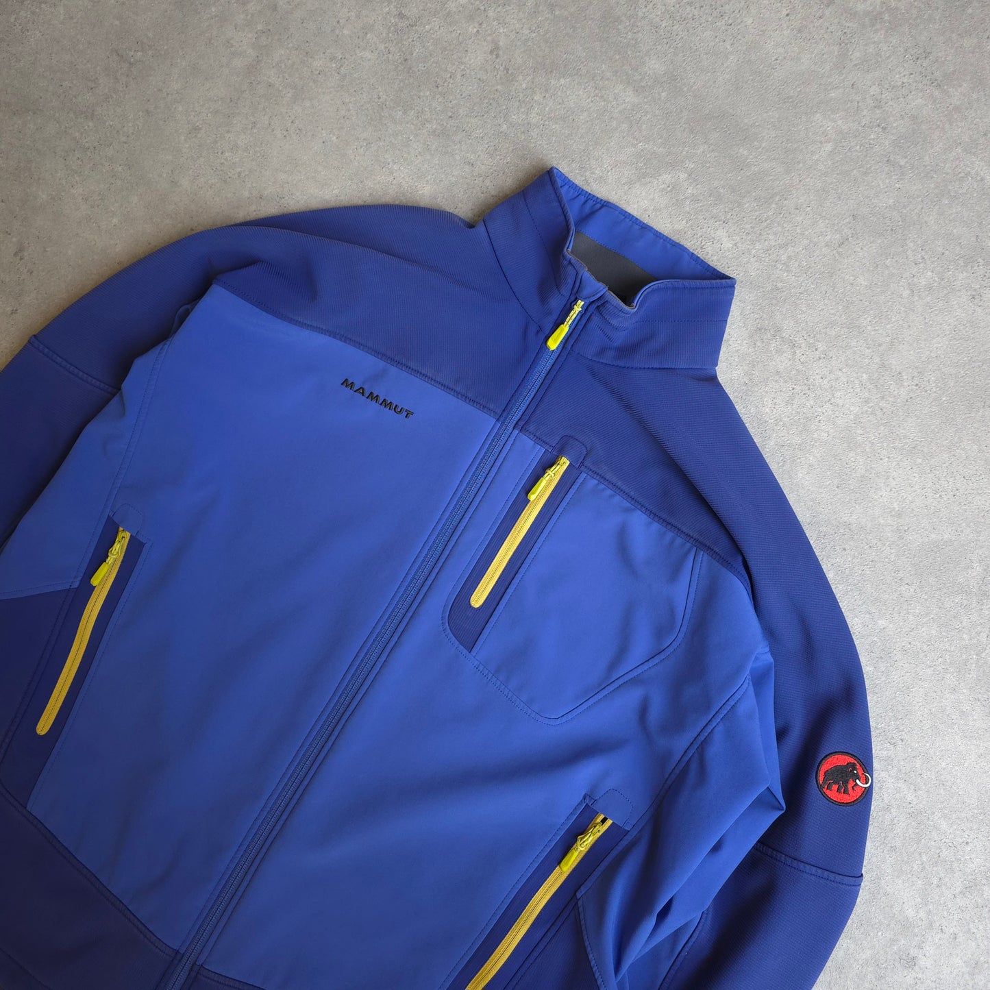 Mammut soft shell jacket in blue - XXL