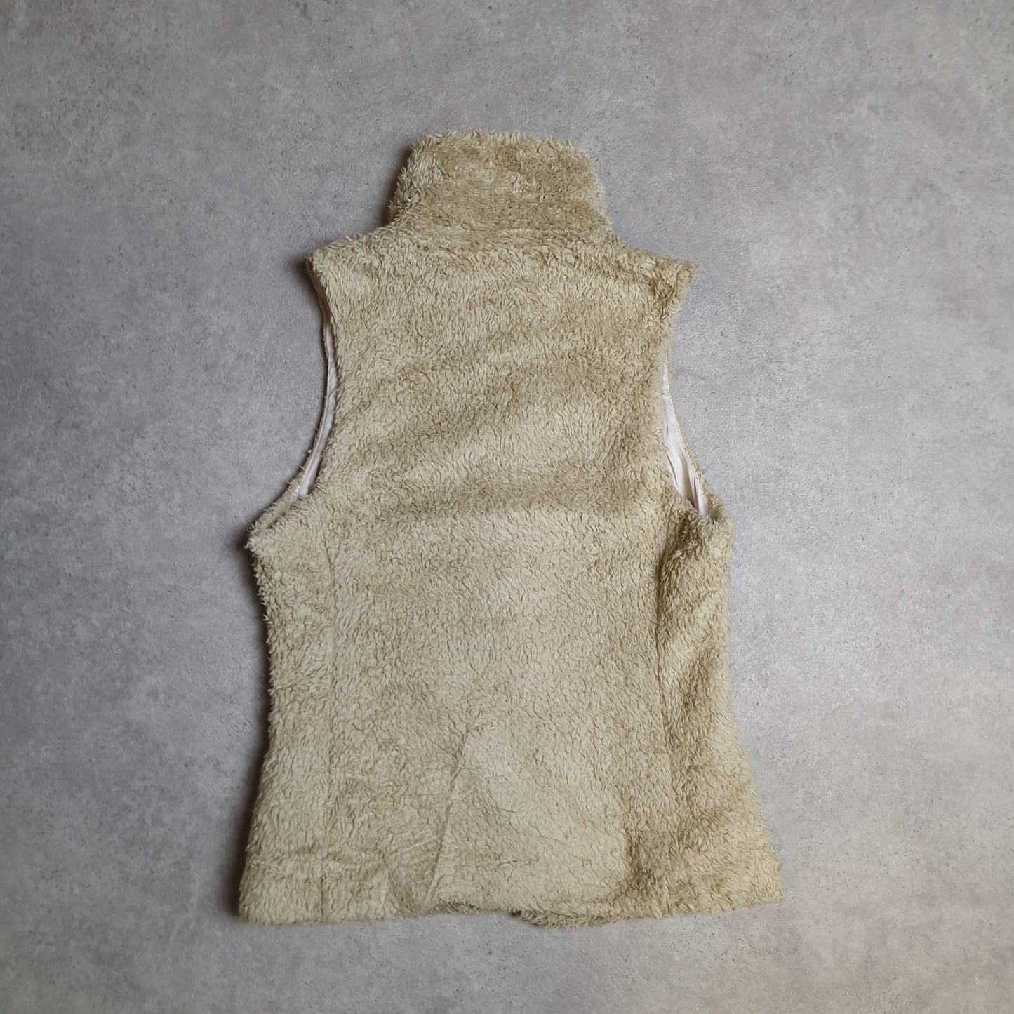 Patagonia fluffy gilet in cream - women's XS