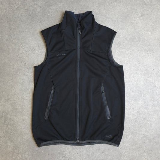 Mammut soft shell gilet in black - medium