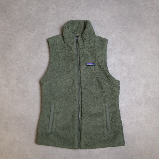 Patagonia fluffy gilet in green - women's medium